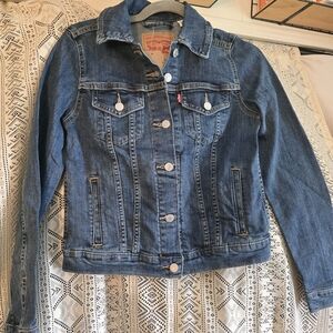 Levi's Women's Classic Blue Jean Jacket